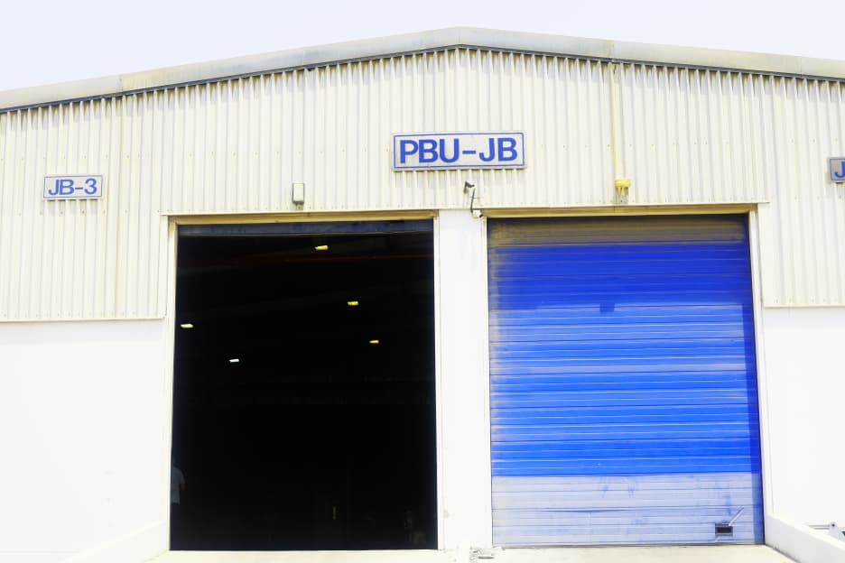 Warehouse Loading Bays and Access Doors